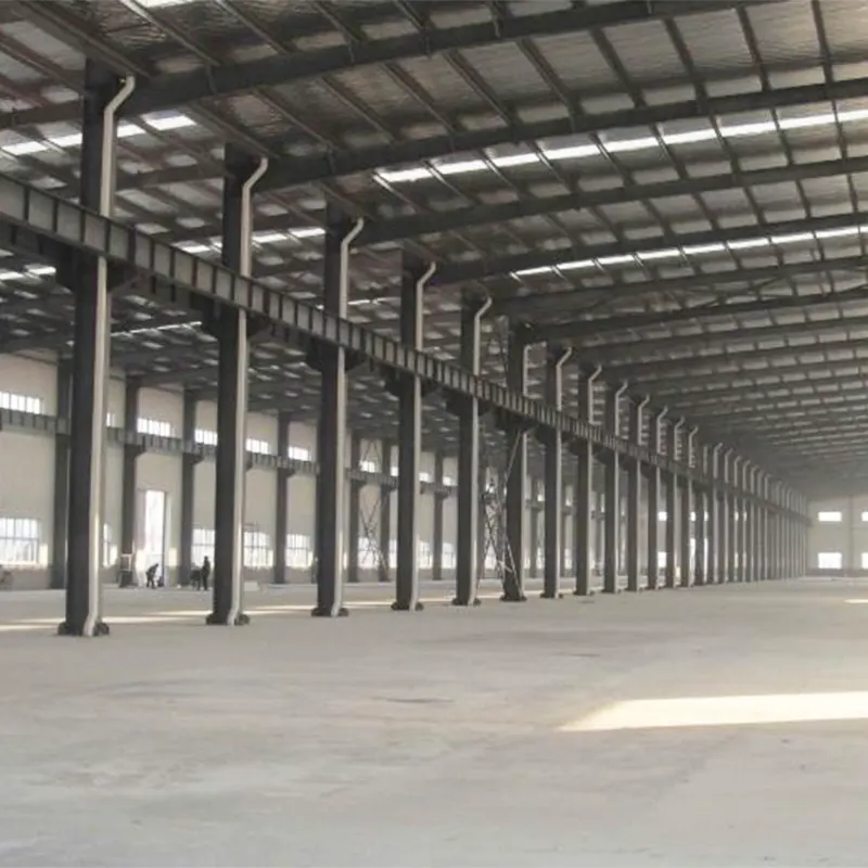 鉄骨とコンクリートの複合産業用建物